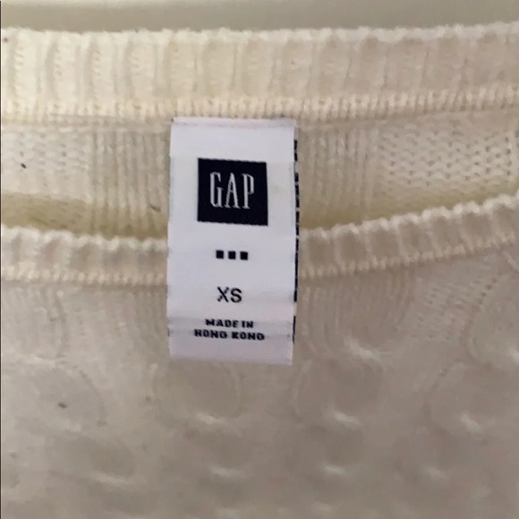 White Gap Cable Knit Sweater - Picture 3 of 3